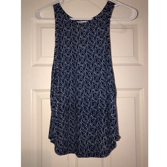 Patterned tank top - Picture 1 of 2